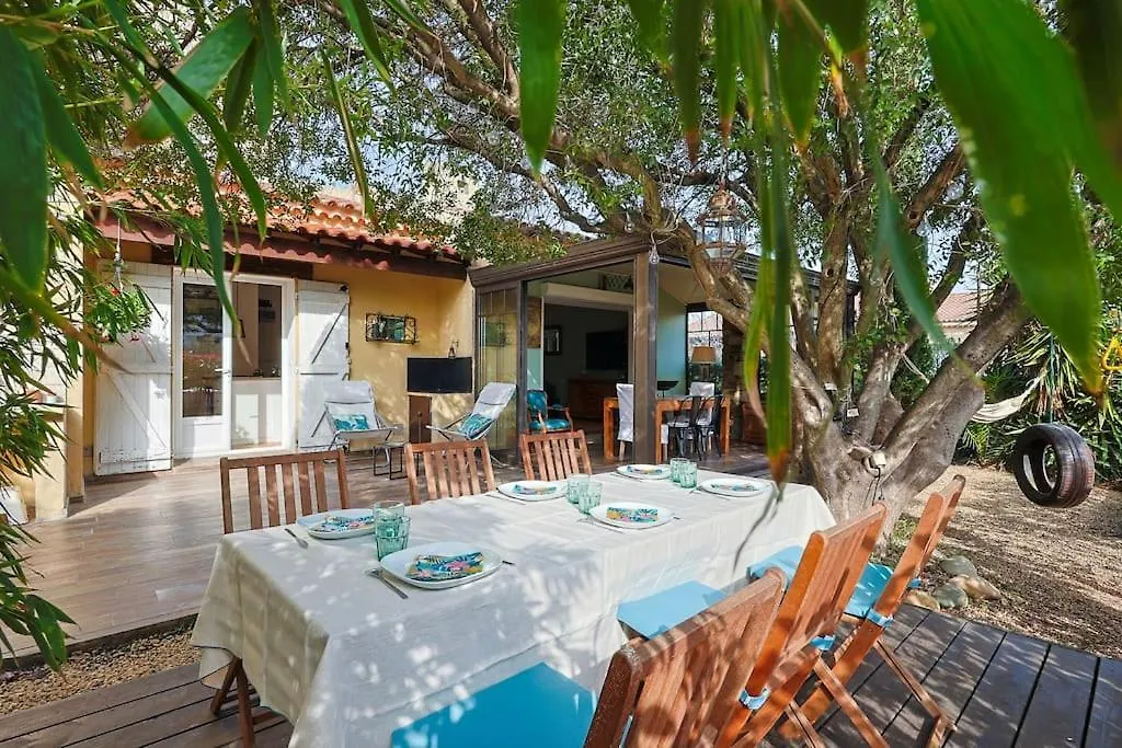 Holiday home Superbe Maison Elegante Proche Mer Le Pradet