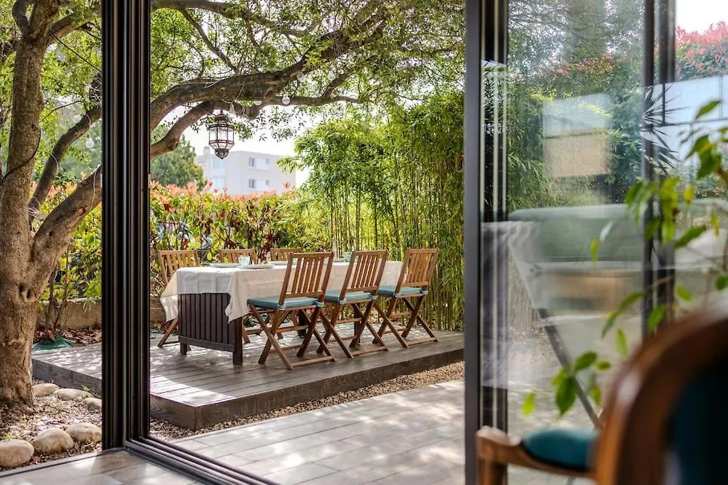 Holiday home Superbe Maison Elegante Proche Mer Le Pradet